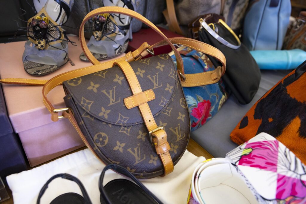 Mercatino del Lusso e del Vintage Lugano, repertorio