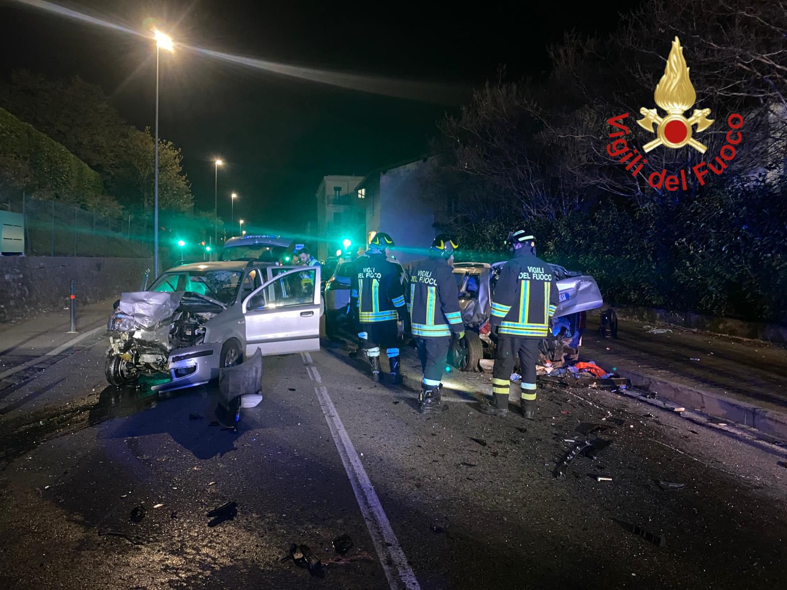Schianto in via Canturina, foto Vigili del Fuoco