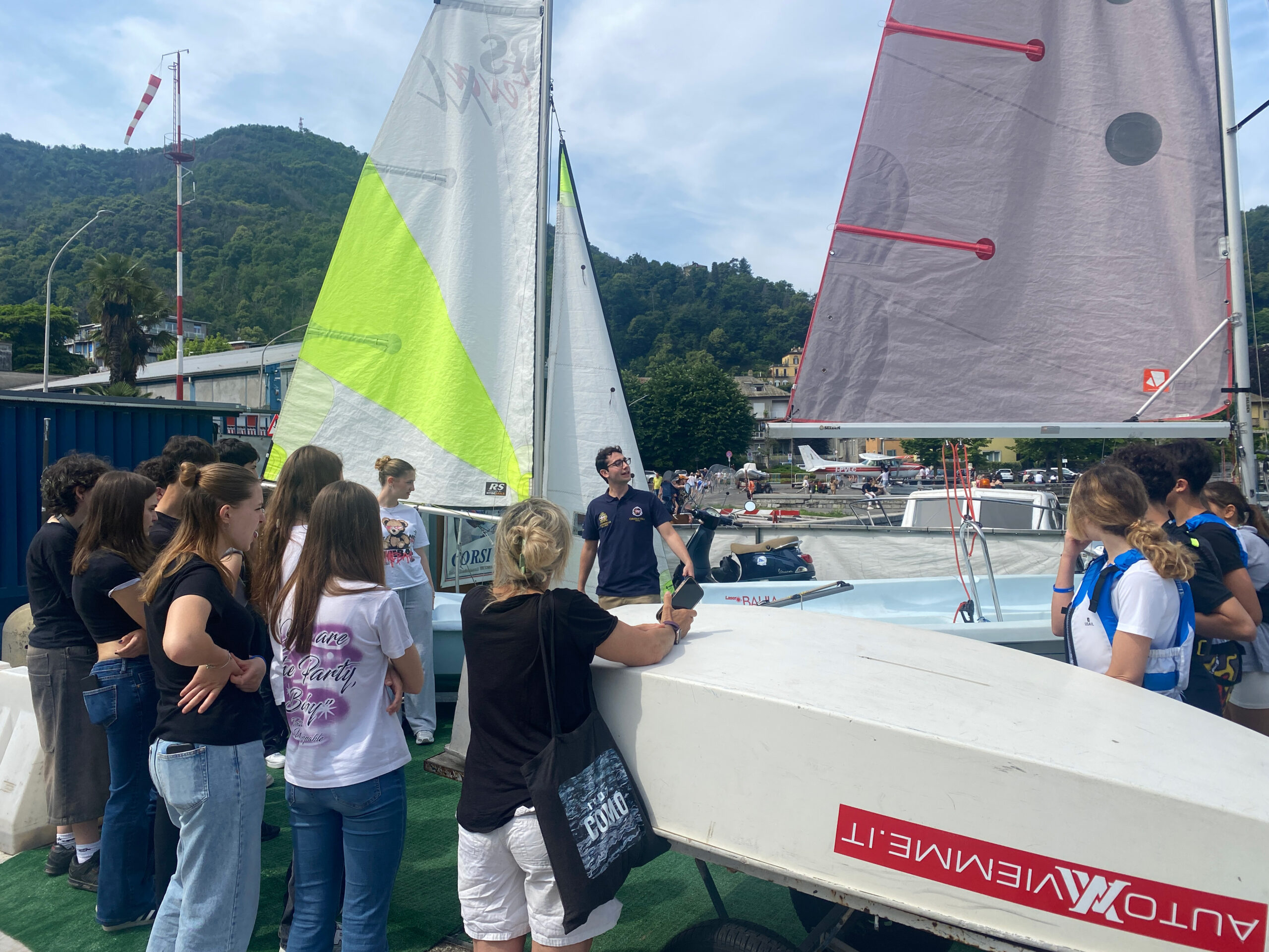 Lo Yacht Club Como apre le porte ai giovani velisti: torna il Vela Day sul lago