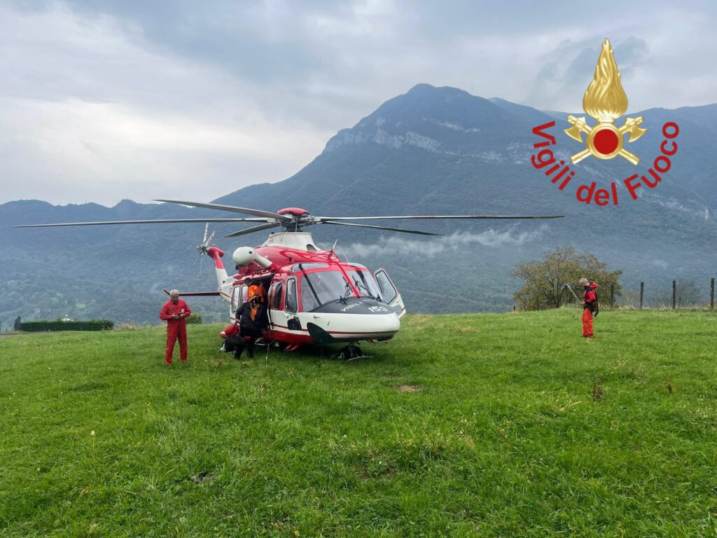 Vigili del Fuoco, elicottero Plesio
